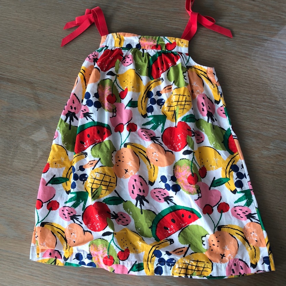 Fruit dress size 90. Hanna